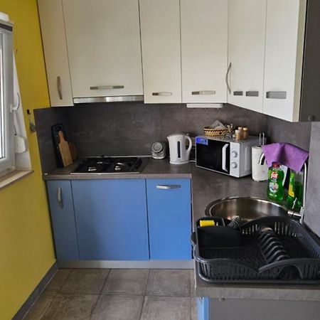 Ferienwohnung Apartman Luce Brzac Exterior foto